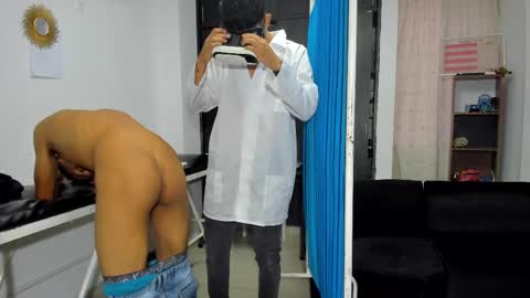 Snapshot of hot_sexmature chatting on 02.13.25 Vanesa Oliver and Andrew online show from 02.13.25