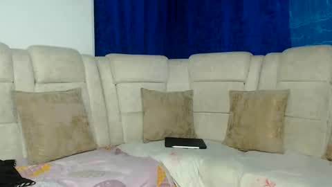 Snapshot of hot_sharks__ chatting on 07.22.26 Hot Sharks online show from 07.22.26