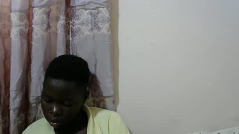 hot_shawrry online show from 02.13.25
