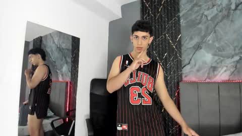 Hot Summer Boy online show from 03.09.26