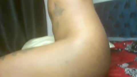 Snapshot of hot_velvet2 chatting on 03.16.26 hot_velvet2 online show from 03.16.26