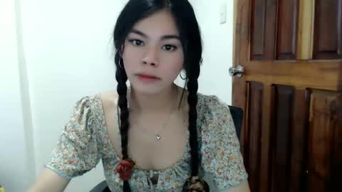 Yanna online show from 05.04.26