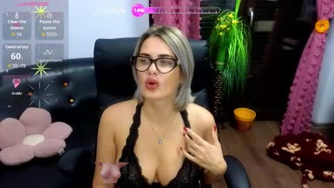 Lisa online show from 11.01.25