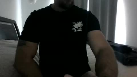 Snapshot of hotandhard123321 chatting on 04.27.26 hotandhard123321 online show from 04.27.26