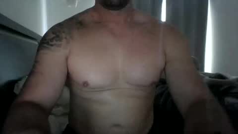 Snapshot of hotandhard123321 chatting on 04.30.26 hotandhard123321 online show from 04.30.26