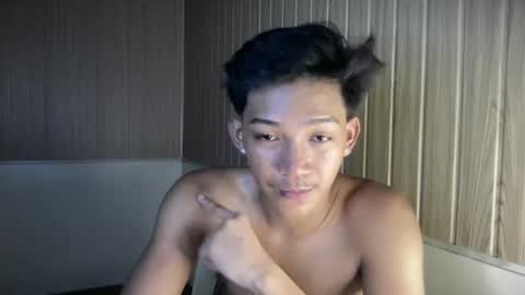 hotasian_jerome online show from 04.30.26