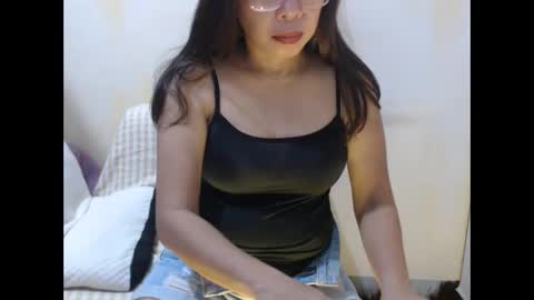 Snapshot of hotasianyue69 chatting on 01.10.26 hotasianyue69 online show from 01.10.26