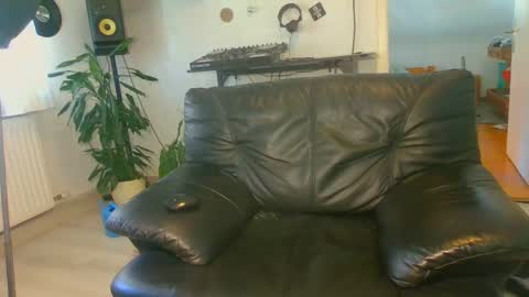 hotboy32891282 online show from 05.27.26