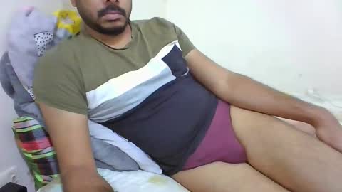 Hotboy8677 online show from 12.23.25