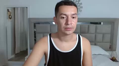 Snapshot of hotcamboysxox chatting on 10.15.25 hotcamboysxox online show from 10.15.25