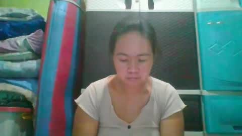 Snapshot of hotchicks4uxx chatting on 02.05.25 hotchicks4uxx online show from 02.05.25