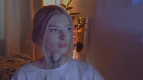 Snapshot of hotchubently chatting on 03.03.25 hotchubently online show from 03.03.25