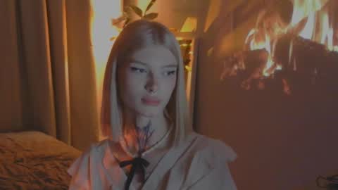 Snapshot of hotchubently chatting on 03.05.25 hotchubently online show from 03.05.25