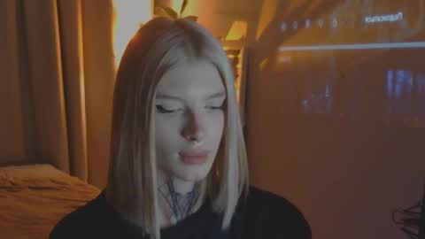 Snapshot of hotchubently chatting on 03.05.25 hotchubently online show from 03.05.25