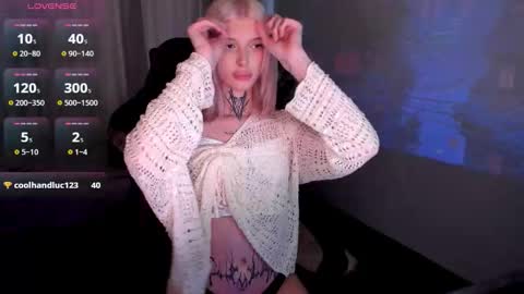 Snapshot of hotchubently chatting on 09.09.25 hotchubently online show from 09.09.25