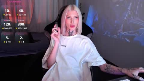 Snapshot of hotchubently chatting on 09.10.25 hotchubently online show from 09.10.25