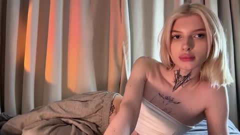 Snapshot of hotchubently chatting on 09.12.25 hotchubently online show from 09.12.25