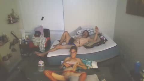 Snapshot of hotcouple1319 chatting on 10.23.25 hotcouple1319 online show from 10.23.25