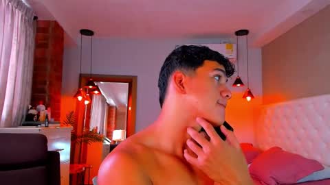 Hussain   aaron and Ekko online show from 09.25.25