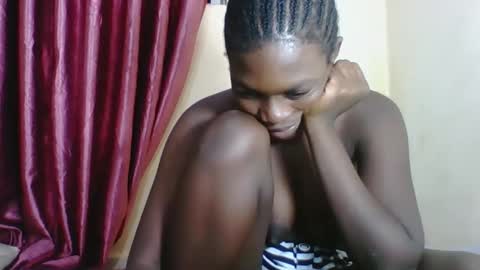 VICTORIA online show from 12.05.25