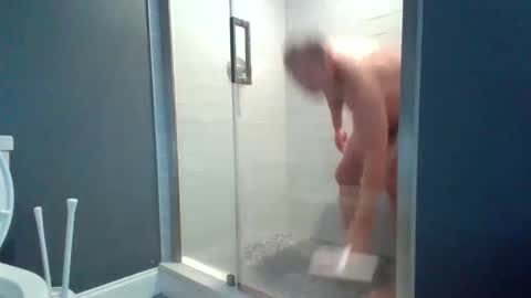 Snapshot of hotdog1124 chatting on 12.20.24 hotdog1124 online show from 12.20.24