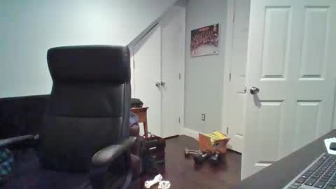 Snapshot of hotdog1124 chatting on 12.16.25 hotdog1124 online show from 12.16.25