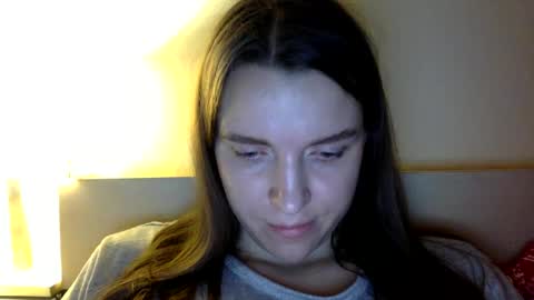 Snapshot of hoteffy chatting on 02.01.25 effy online show from 02.01.25