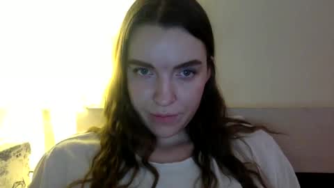 Snapshot of hoteffy chatting on 02.08.25 effy online show from 02.08.25