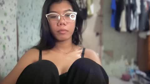 hotestpinayxxx online show from 04.09.26