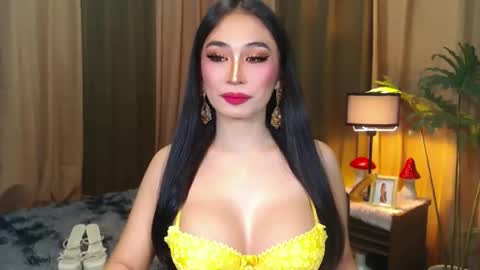 EVA online show from 09.22.25