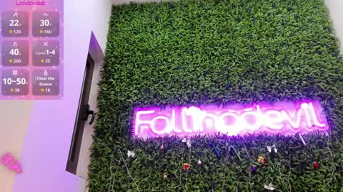 hotfallingdevil online show from 12.16.25