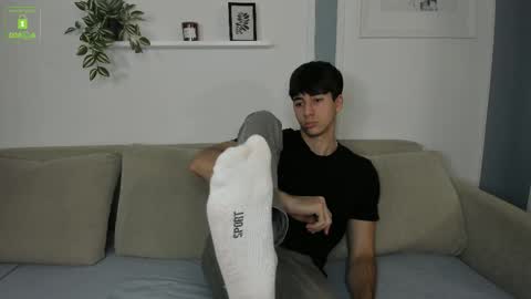 Snapshot of hotflirtyfella chatting on 11.05.25 QUENTIN online show from 11.05.25