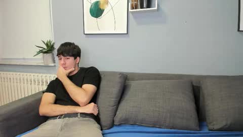 Snapshot of hotflirtyfella chatting on 11.22.25 QUENTIN online show from 11.22.25