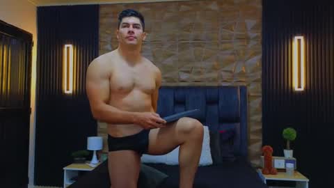 felipe  marcello online show from 02.10.25