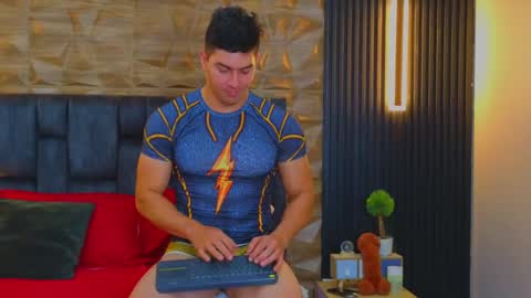 felipe  marcello online show from 03.11.25