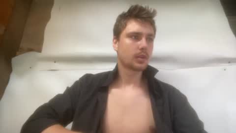 Snapshot of hotgentleman_3003 chatting on 07.03.26 William online show from 07.03.26