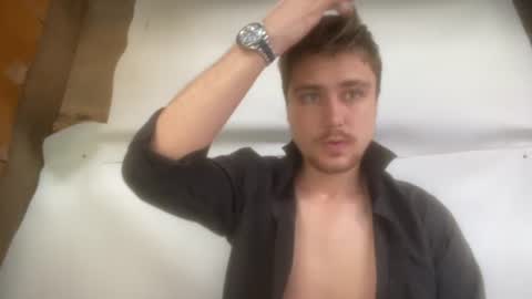 Snapshot of hotgentleman_3003 chatting on 07.09.26 William online show from 07.09.26