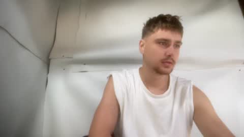Snapshot of hotgentleman_3003 chatting on 07.30.26 William online show from 07.30.26