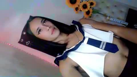 Snapshot of hotgirl_krisxx chatting on 10.20.25 hotgirl_krisxx online show from 10.20.25