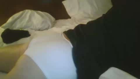 Snapshot of hotguynpanties chatting on 12.23.24 hotguynpanties online show from 12.23.24