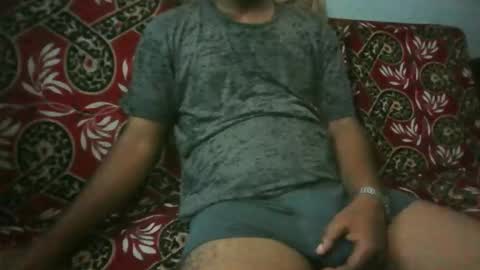 hotguyy001 online show from 04.02.26