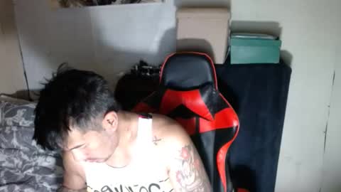 Snapshot of hothunkybear23 chatting on 03.17.26 Khel online show from 03.17.26