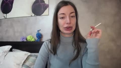 Snapshot of hotilia18 chatting on 02.13.26 Lia online show from 02.13.26