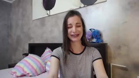 Snapshot of hotilia18 chatting on 02.23.26 Lia online show from 02.23.26