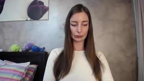 Snapshot of hotilia18 chatting on 02.28.26 Lia online show from 02.28.26