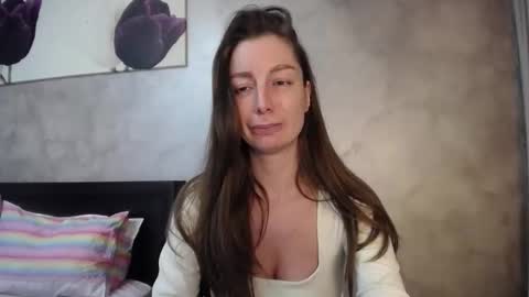 Snapshot of hotilia18 chatting on 03.05.26 Lia online show from 03.05.26