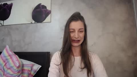 Snapshot of hotilia18 chatting on 03.08.26 Lia online show from 03.08.26