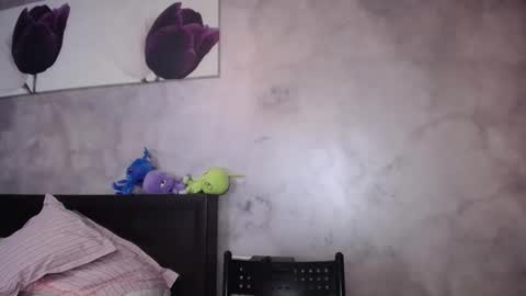 Snapshot of hotilia18 chatting on 03.30.26 Lia online show from 03.30.26