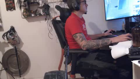 Snapshot of hotkinkytat chatting on 12.05.25 hotkinkytat online show from 12.05.25