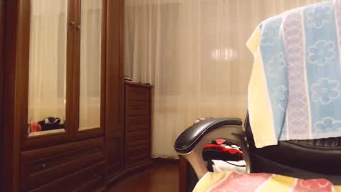 Snapshot of hotkittysquirt chatting on 12.06.24 Angela online show from 12.06.24